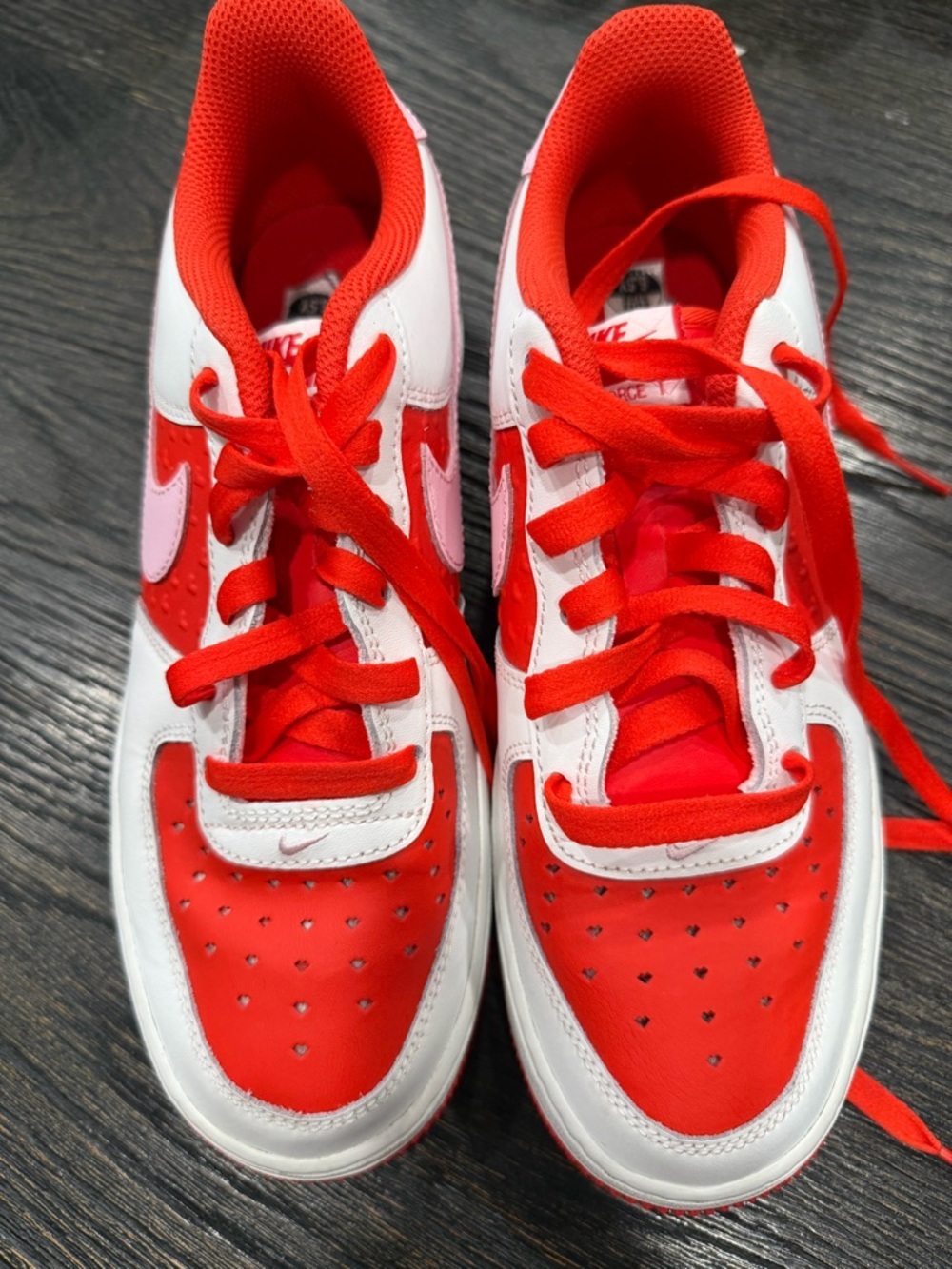 Nike Air Force 1 Low Valentine's Day GS 6.5Y used - Picture 5 of 13